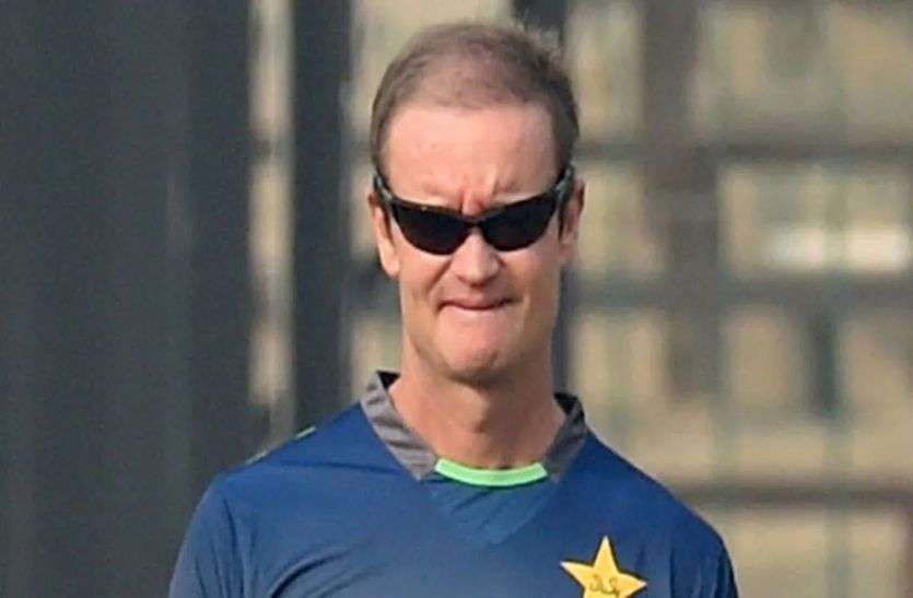 Grant Flower पाकिस्तान के पूर्व बल्लेबाजी कोच ग्रांट फ्लावर ने कहा कि वहां काम करने की आजादी नहीं