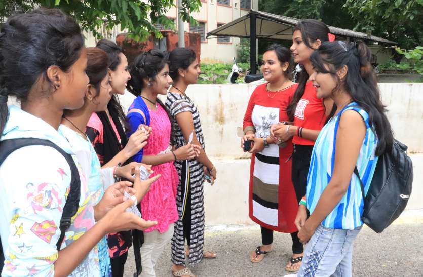 ABVP changed strategy on the lines of BJP भाजपा की तर्ज पर एबीवीपी ने बदली रणनीति,एनएसयूआई से पहले उतारे उम्मीदवार,राजस्थान विश्वविद्यालय में अभी इंतजार।