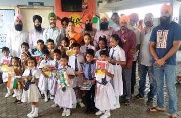 Tatibandh Sikh society celebrate Independence day and Rakshabandhan आजादी और रक्षाबंधन के पर्व को यादगार बनने सिख समाज के सेवादारों ने किया ये काम, जानकर करेंगे सलाम