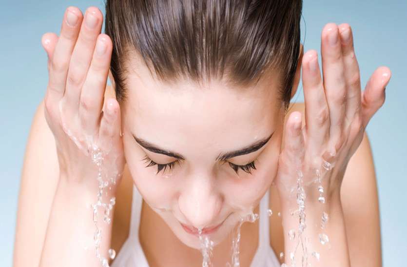 skin care tips अगर आप भी चाहते हैं हेल्दी और नेचुरल त्वचा तो इन 5 बातों का रखें खास ख्याल
