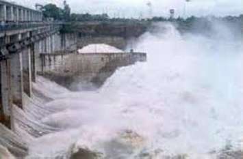 39 dams of Hadoti kota division rain rivers overflowr अगस्त में बारिश का आंकड़ा पहुंचा पार, 39 बांध लबालब