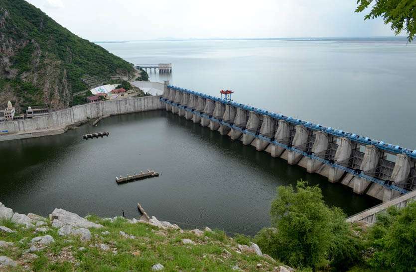 bisalpur-dam-heavy-rain-in-rajasthan-monsoon-triveni-water-gauge