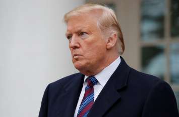 Donald Trump controversial remark on weight Video: चुनावी रैली में आए शख्स पर डोनाल्ड ट्रंप का विवाद मजाक