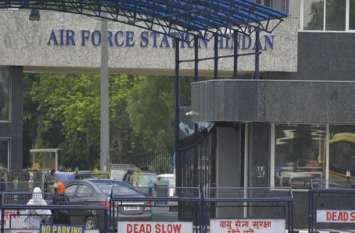 High alert on Hindon Air Base, schools closed Big News: हिंडन एयर बेस पर अचानक किया गया हाई अलर्ट, स्कूल किए गए बंद