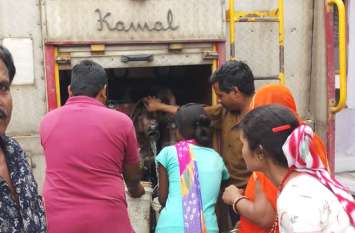 Drinking water supply from fire engines in the city शहर में दमकल से हुई पेयजल आपूर्ति