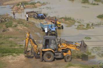 Department is not keeping an eye on this illegal work इस अवैध काम पर विभाग की नहीं पड़ रही नजर, बेखौफ होकर तस्कर कर रहे ये काम