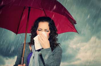 10 health tips to stay fit in monsoon season, know how to follow it मानसून में अपनाएं ये 10 टिप्स, बीमारियां रहेंगी कोसों दूर