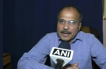 Congress leader Adhir Ranjan Choudhary talk about Gandhi Family Video: गांधी परिवार को लेकर कांग्रेस के दिग्गज नेता ने कही बड़ी बात