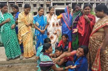 Five students died due to current करंट से पांच छात्रों की मृत्यु