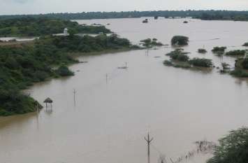 Boom, Chabal, coastal, areas, bhind news, bhind news in hindi, bhind n चबल में उफान, तटवर्ती इलाकों में बाढ़ के हालात