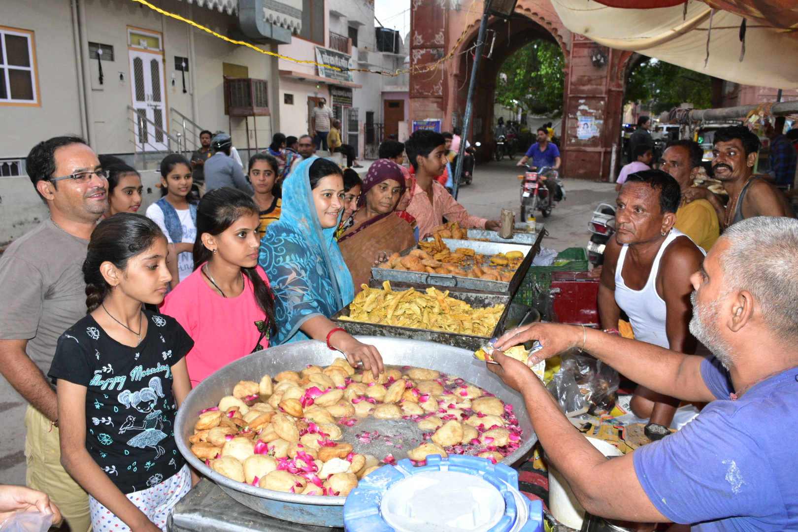 Teej today, celebrated Dhamoli festival संजोडे सूं कजळी पूजै, सज सोलह सिणगार...