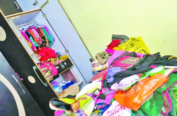 theft news : woman got a call, asked where you are, told this incident theft news : 'मायके गई महिला के पास आया फोन , पूछा तुम कहां हो फिर बताई ये घटना
