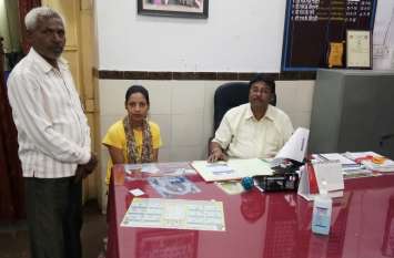 I had to go to Deaf to come to Indore for Divyang certificate दिव्यांग सर्टिफिकेट के लिए आई मुक बधिर तो जाना पड़ा इंदौर
