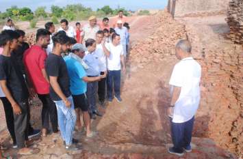 Bhatner will take strong steps for the development of the fort - Distr भटनेर दुर्ग के विकास को लेकर उठाएंगे कड़े कदम - दुर्ग में आयोजित कार्यक्रम में बोले जिला कलक्टर