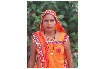 Gram Panchayat sarpanch woman dies under suspicious circumstances ग्राम पंचायत सरपंच महिला की संदिग्ध परिस्थितियों में मौत, विधानसभा चुनाव में भी रही प्रत्यााशी