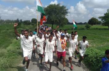 India Movement in Rae Bareli, Jaihind Youth Army organized Unity for रायबरेली में भारत छोड़ो आंदोलन 78वी वर्षगांठ पर जयहिंद युवा सेना ने यूनिटी फार रन का किया गया आयोजन