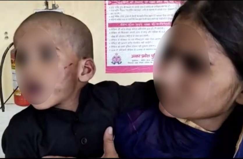Father brutally beaten innocent son पिता के फोन में था कुछ ऐसा!, जैसे ही मासूम बेटे ने खेलने के लिए उठाया तो पीट-पीट कर किया अधमरा