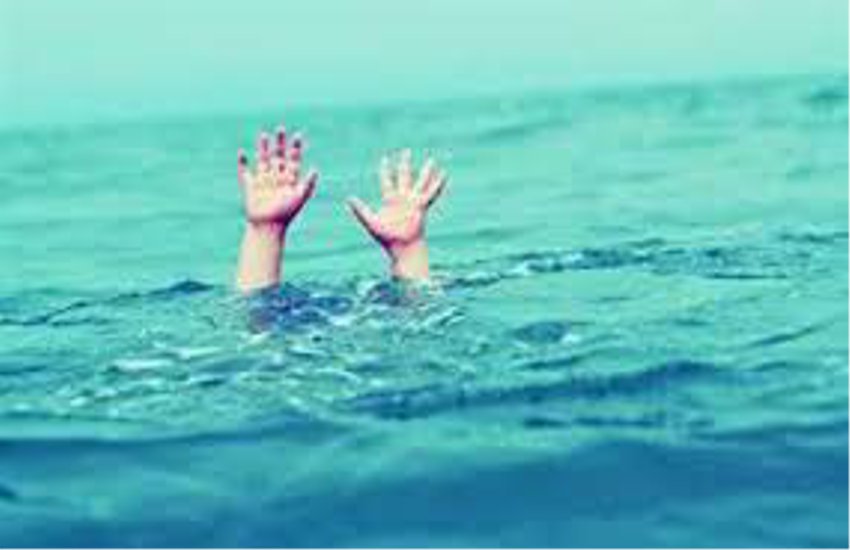 Two sisters died due to drowning in river-pond तालाब में डूबने से 2 बहिनों की मौत