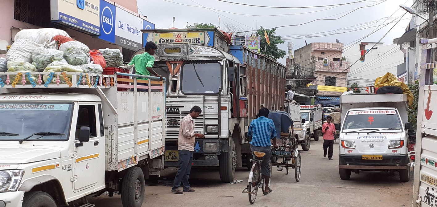 Shankar Talkies Road became Transport City ट्रांसपोर्ट नगर बनी शंकर टाकीज रोड़
