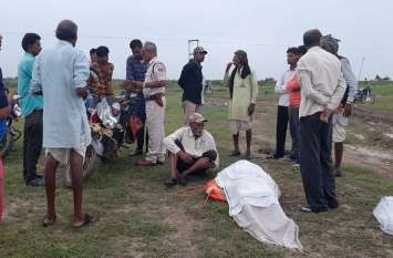 heavy rain in mp : Many people lost their lives due to rain 2019 heavy rain in mp :आफत की बारिश लील गई कई जिंदगियां, जान जोखिम में डाल पुल पार कर रहे लोग, देखें वीडियो