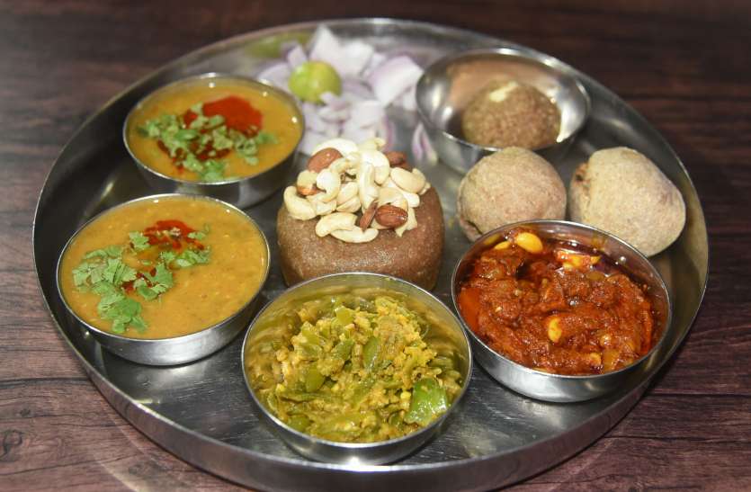 seoni मध्यान्ह भोजन खाने से 20 बच्चों की बिगड़ी तबियत