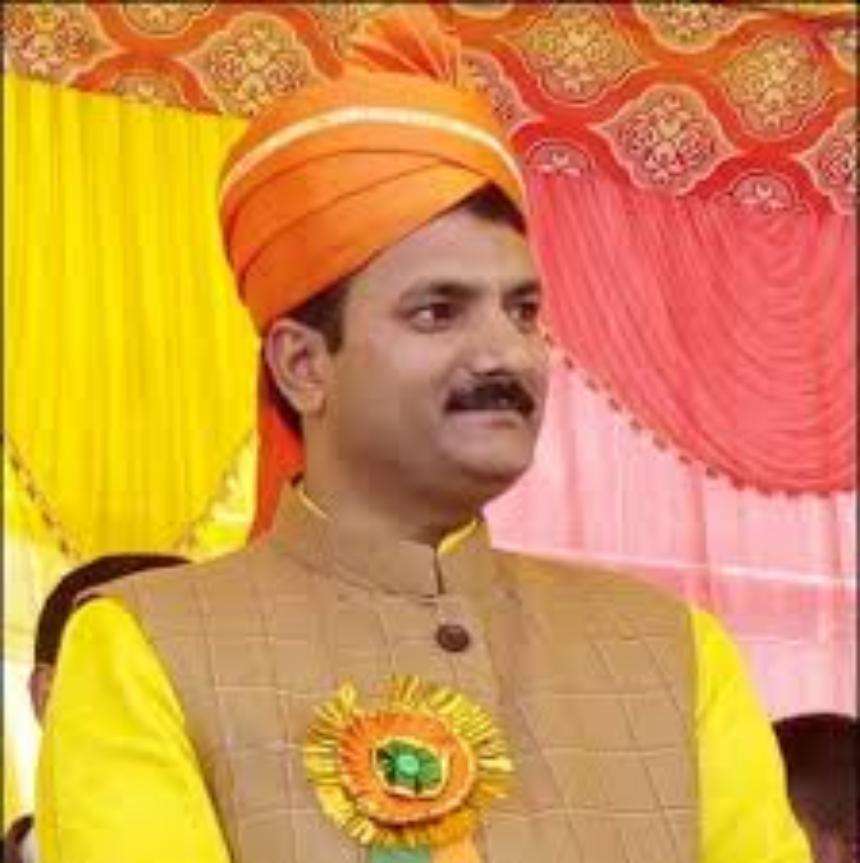 dr satish dwivedi