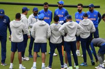 Indian Team Supporting Staff Selection done till Thursday टीम इंडिया को गुरुवार तक मिल जाएगा सपोर्टिंग स्टाफ, संजय बांगर नहीं रहेंगे बल्लेबाजी कोच?