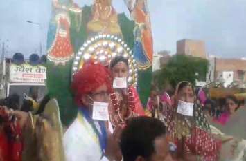mumukshu varghoda in jodhpur मुमुक्षु सोनु और वोनिशाा का निकला वरघोड़ा, कल ग्रहण करेंगी दीक्षा