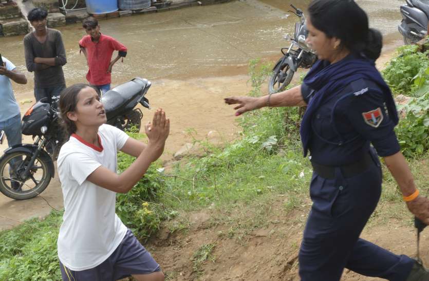 saahab moree mat khulavao, varna ham barbaad ho jaenge Heavy rain in ajmer : साहब! मोरी मत खुलवाओ, वर्ना हम बर्बाद हो जाएंगे