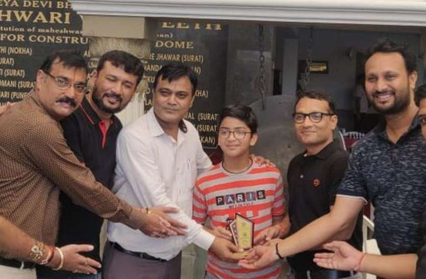 patrika युवा महोत्सव में दिखाया दमखम