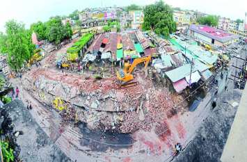 Corporation demolishes 60-year-old market, looks like royal canopies निगम ने ढहाया 60 साल पुराना मार्केट, दिखने लगी शाही छत्रियां