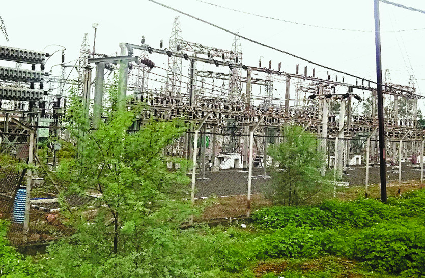 Electricity company owes Rs 23 crore to the district बिजली कंपनी का जिले में 23 करोड़ रुपए बकाया