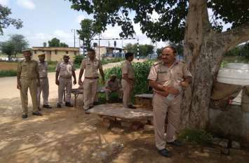 Murder Of Youth in Khairthal Alwar अलवर में यहां युवक की दिनदहाड़े हत्या, सिर में मारी कुल्हाड़ी, रास्ते में बहा काफी खून
