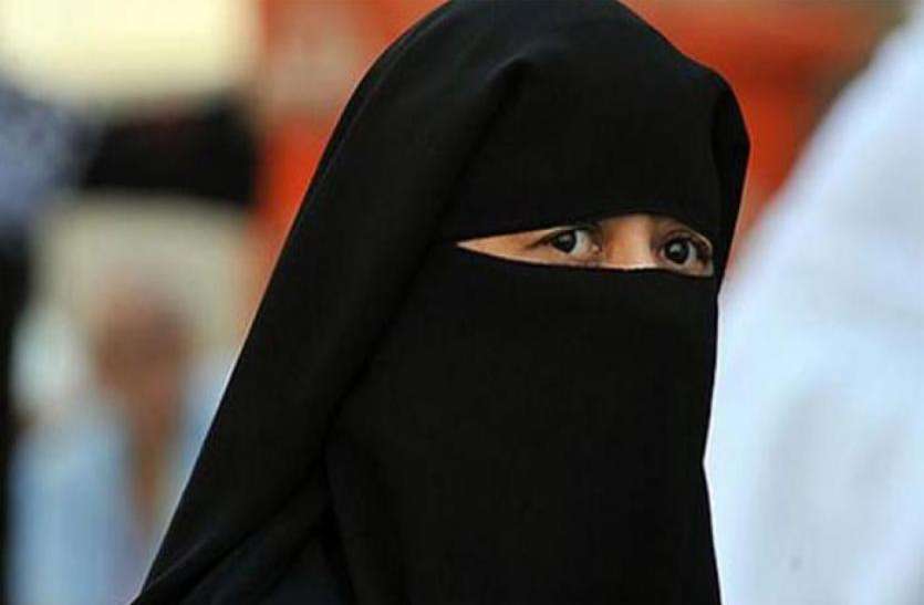 talaq सात बच्चों के बाप ने पत्नी को बेरहमी से पीटा फिर दे दिया तीन तलाक, आए दिन दहेज के लिए करता था प्रताड़ित