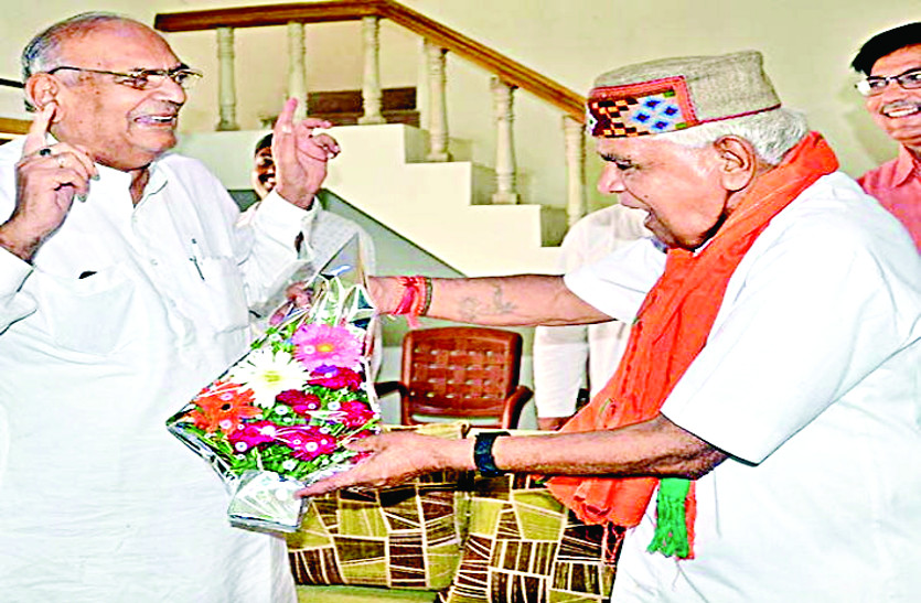 In Vidisha, Babulal Gaur had said - Only the injured person knows the विदिशा में राघवजी के घर जाकर बोले थे गौर- घायल की गति घायल ही जाने...