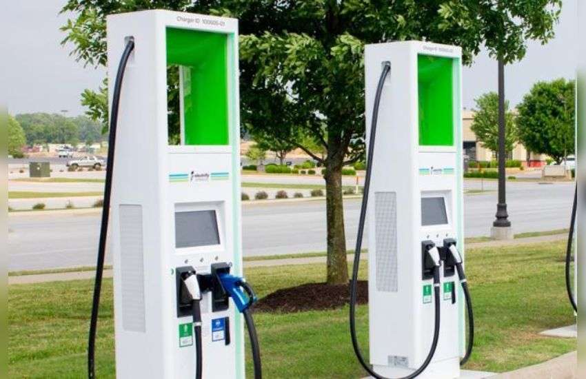 electric-vehicle-charging-stations.jpg