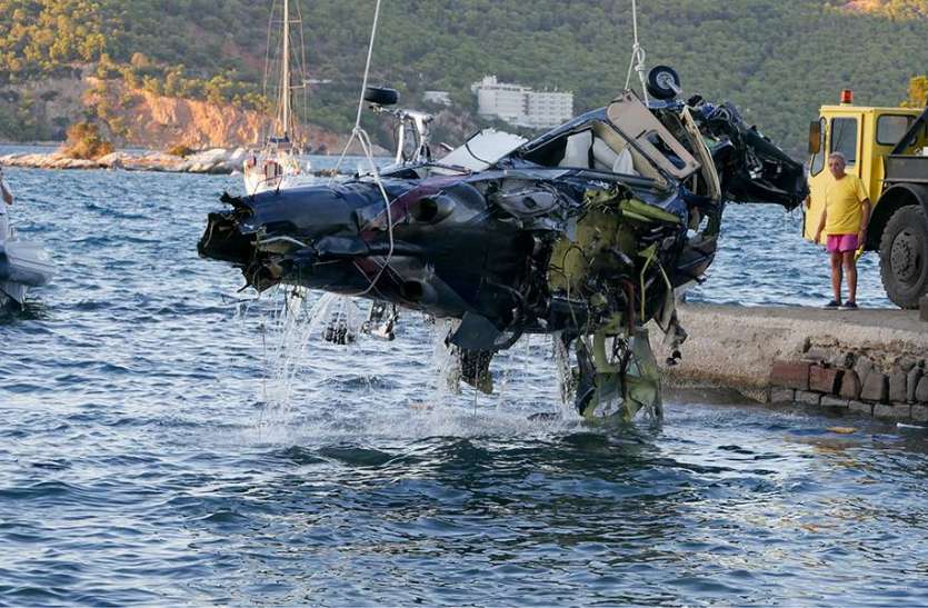 Helicopter Crash in Poros ग्रीस के पोरस द्वीप में क्रैश हुआ हेलिकॉप्टर, हादसे में 3 की मौत