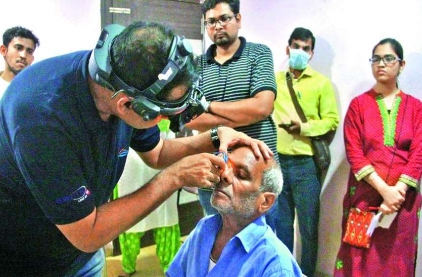 आंखफोड़वा कांड : दो और पीडि़त आए सामने, तीन की हालत चिंताजनक, एक को तो कुछ नहीं दिख रहा आंखफोड़वा कांड : दो और पीडि़त आए सामने, तीन की हालत चिंताजनक, एक को तो कुछ नहीं दिख रहा