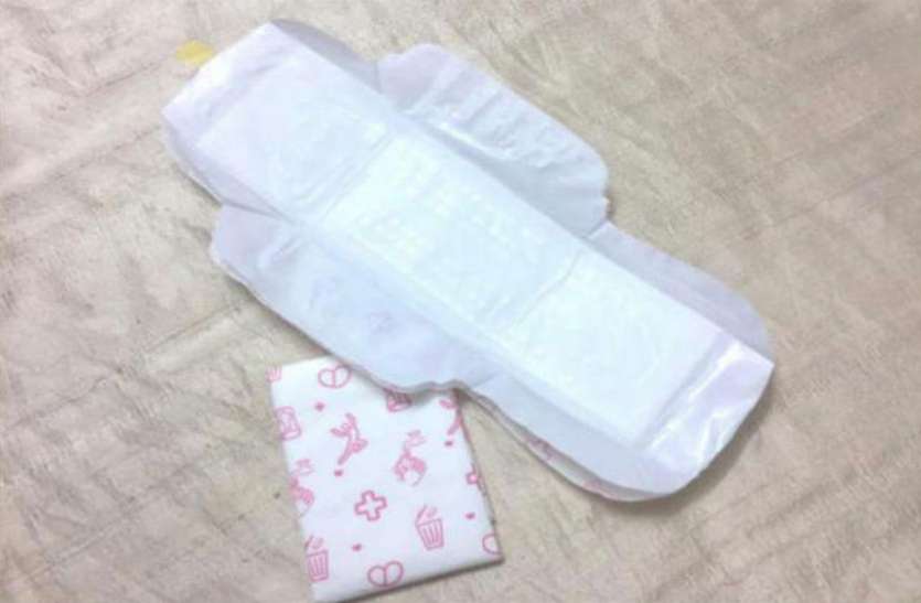 sanitary pads केले के फाइबर से बनाया गया ये अनोखा सेनेटरी पैड, 2 साल तक धोकर महिलाएं कर सकेंगी इस्तेमाल