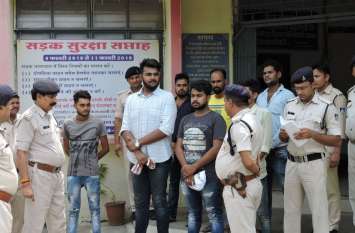 union minister prahlad patel released on bail Bail: केंद्रीय मंत्री प्रहलाद का बेटा प्रबल तीन माह बाद जमानत पर जेल से रिहा
