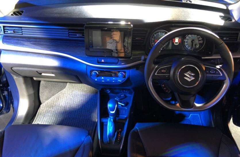 xl6_cabin.jpg 6 सीटर Maruti Suzuki XL6 हुई लॉन्च , कीमत 9.79 लाख रुपए