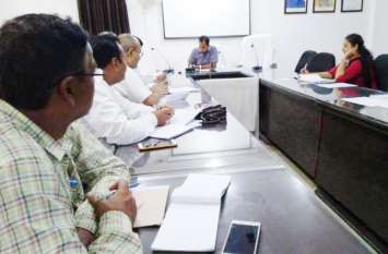 Singrauli collector ultimatum officers on negligence in DMF work समय पर कार्य पूरा नहीं हुआ तो अब बड़े अधिकारियों पर होगी कार्रवाई