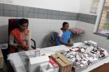 Health center staff nurse directs to stop two increments महकेपार स्वास्थ्य केन्द्र के स्टाफ नर्स दो वेतन वृद्धि रोकने के निर्देश