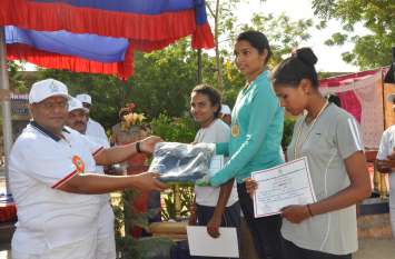 Participate in sports with jawan duty - IG जवान कर्तव्य के साथ खेल में भागीदारी निभाएं - आईजी