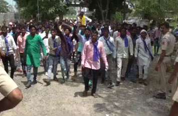 Student union election in Banswara, Candidates filed nominations छात्रसंघ चुनाव : ढ़ोल-नगाड़ों के साथ उम्मीदवारों ने दाखिल किए नामांकन, चारों सरकारी कॉलेज में त्रिकोणीय संघर्ष के आसार