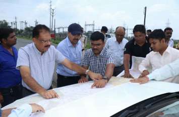 Officers see the ground reality for Bhopal-Indore Green Expressway भोपाल-इंदौर ग्रीन एक्सप्रेव-वे के लिए अफसरों ने देखी जमीनी हकीकत