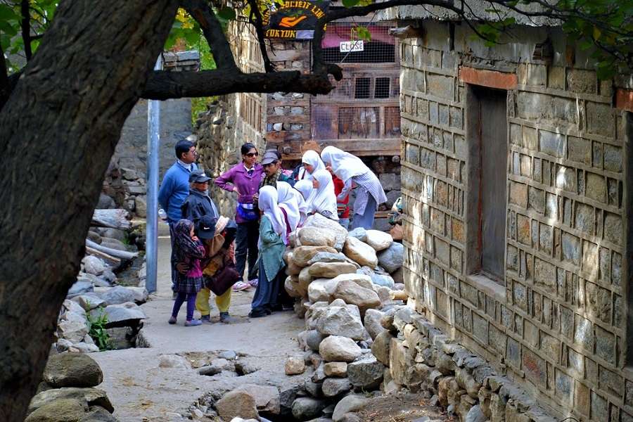 पाक से छीना था भारत का यह गांव, खूबसूरती ऐसी कि बस...