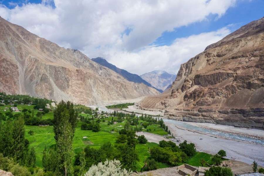 पाक से छीना था भारत का यह गांव, खूबसूरती ऐसी कि बस...