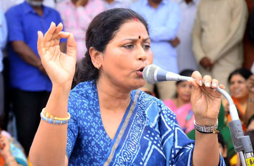 suman sharma गहलोत तेरे राज में लूट गए हम बाजार में : सुमन शर्मा