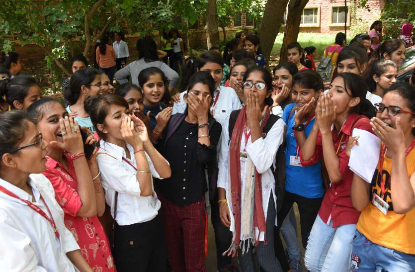 छात्रसंघ चुनाव : नाम वापसी के बाद तस्वीर साफ छात्रसंघ चुनाव : नाम वापसी के बाद तस्वीर साफ